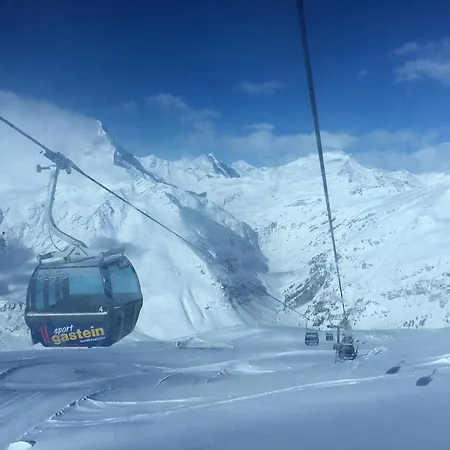 ゲストハウス Jaktman 3*