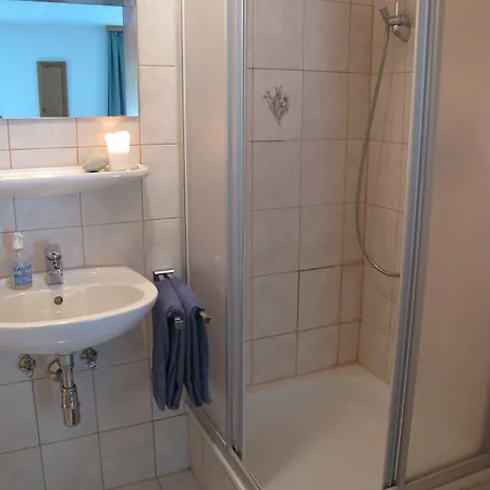 ゲストハウス Jaktman 3*