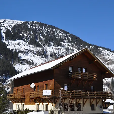 Jaktman Guest house 3*